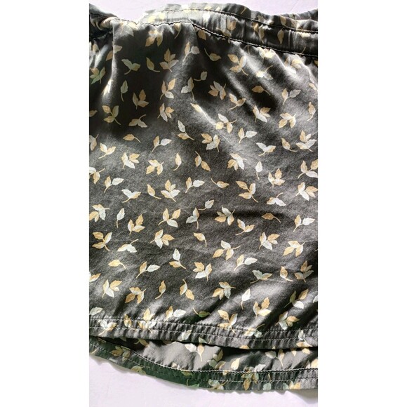 Victoria's Secret 100% Silk Pajama Shorts Size XL Green Floral Sleep Shorts - Picture 5 of 5